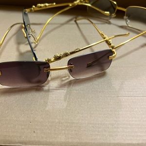 Gender neutral glasses